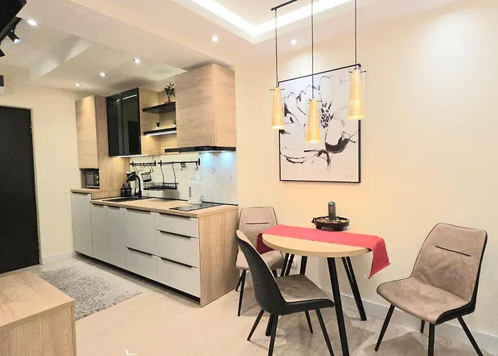 Luxury Old Town Center