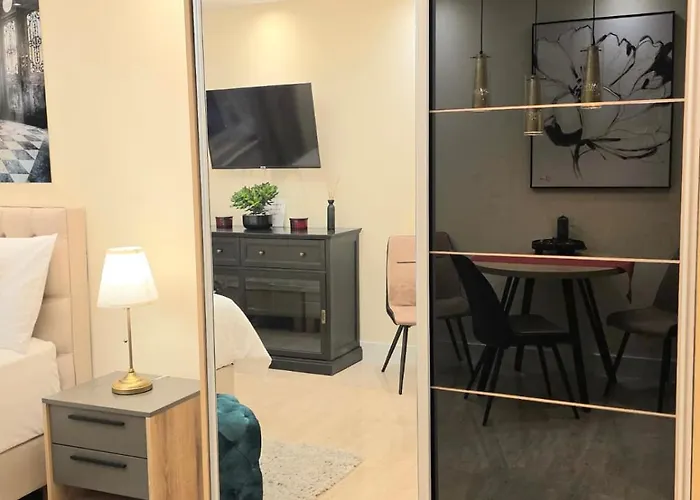 Luxury Old Town Center *